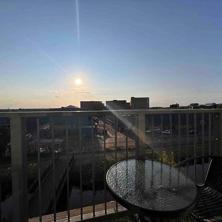Ferienwohnung Lincoln View Sleeps 4 Balcony Self Check-In Exterior foto