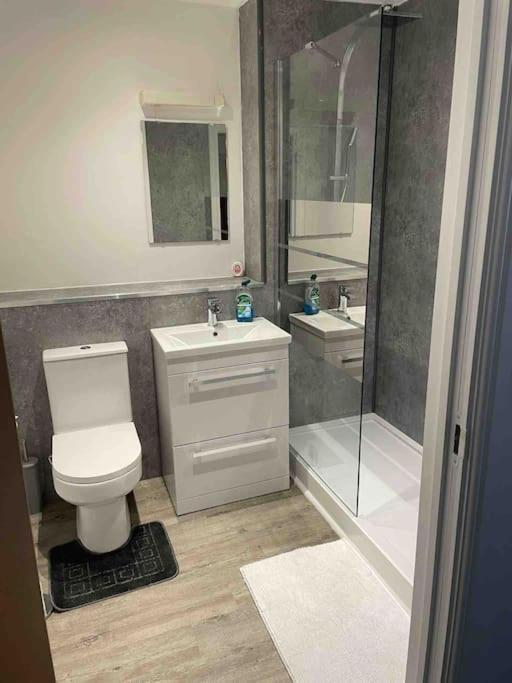 Ferienwohnung Lincoln View Sleeps 4 Balcony Self Check-In Exterior foto