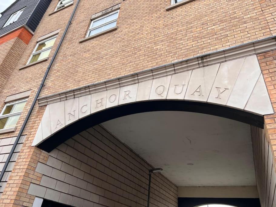 Ferienwohnung Lincoln View Sleeps 4 Balcony Self Check-In Exterior foto